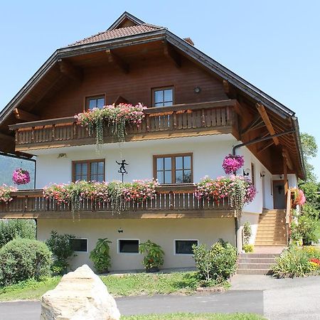 Pension Neuhof ออสซิอัค ภายนอก รูปภาพ