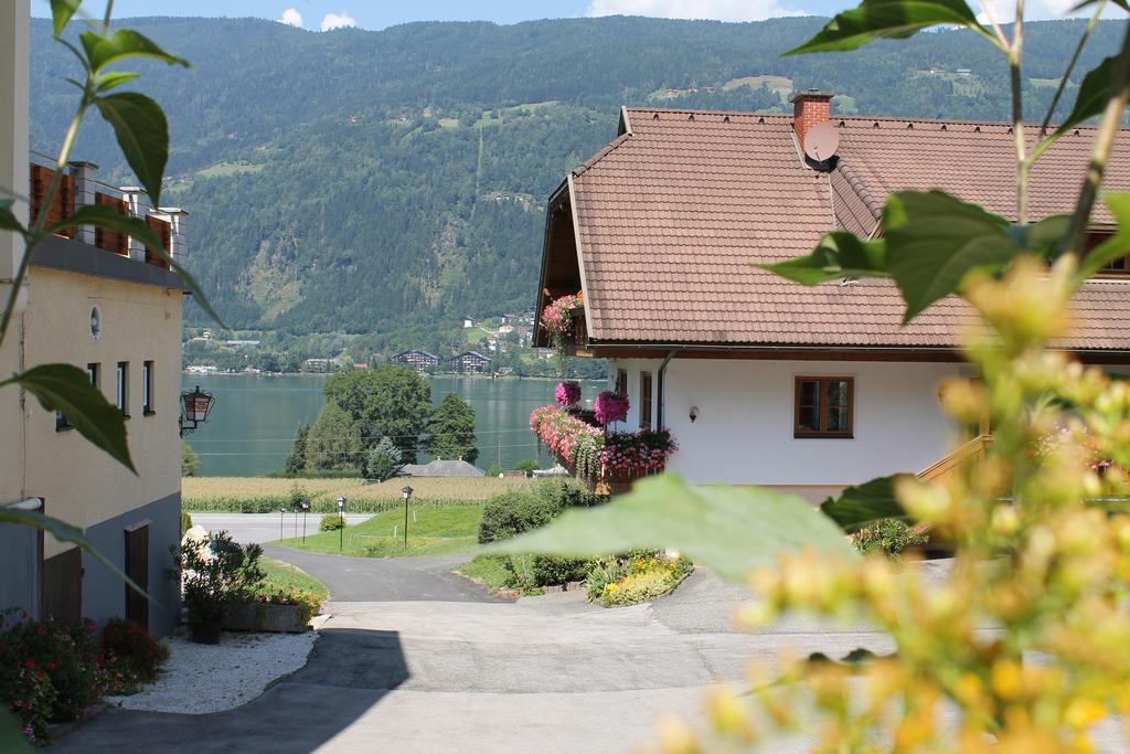 Pension Neuhof ออสซิอัค ภายนอก รูปภาพ