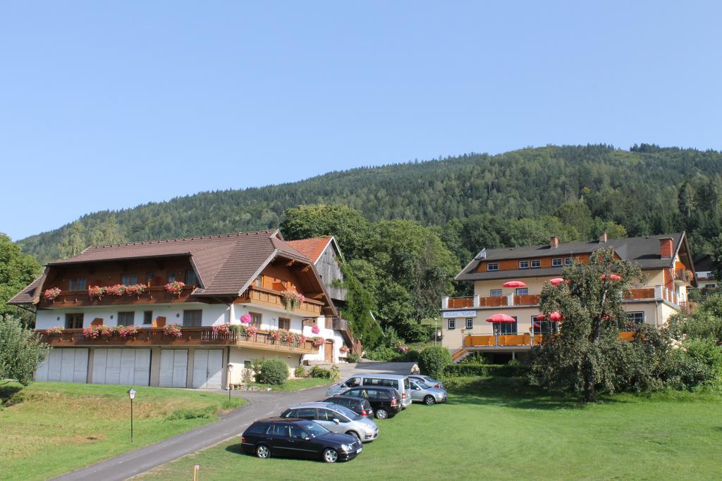 Pension Neuhof ออสซิอัค ภายนอก รูปภาพ